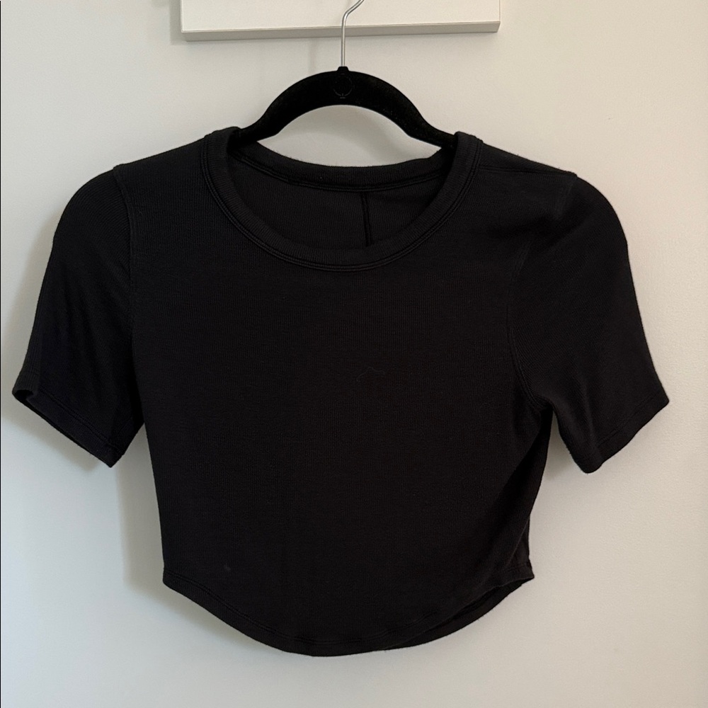 lululemon athletica Black Crop Top